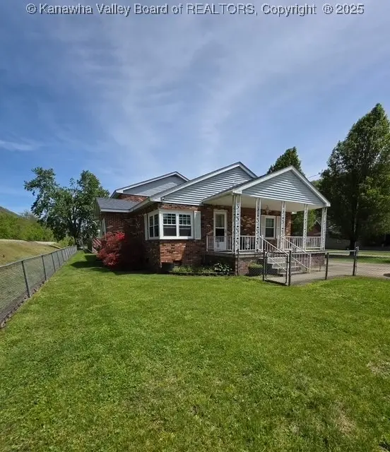118 Maroney Lane, Belle, WV 25015 - Image #1
