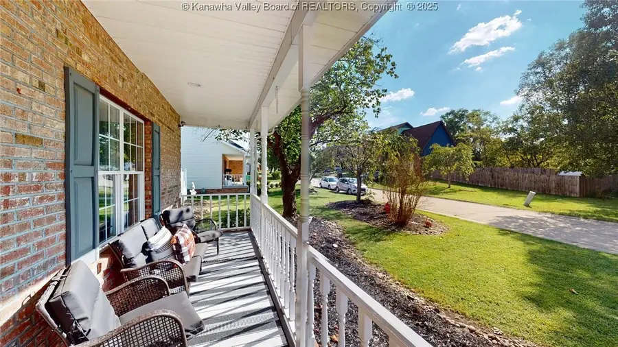 312 Lower Overlook Drive, Hurricane, WV 25526 - Image #3