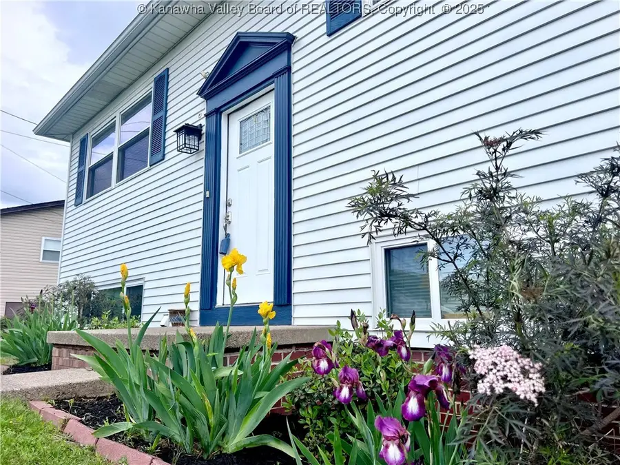 3007 Sansom Court, Milton, WV 25541 - Image #2