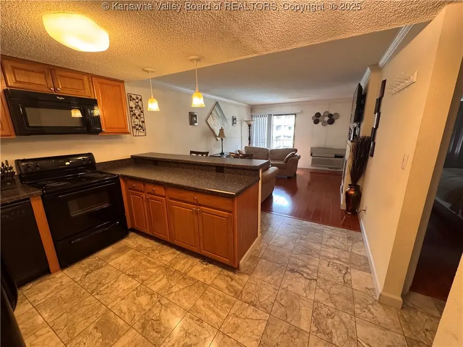 2106 Kanawha Boulevard E #507, Charleston, WV 25311 - Image #2