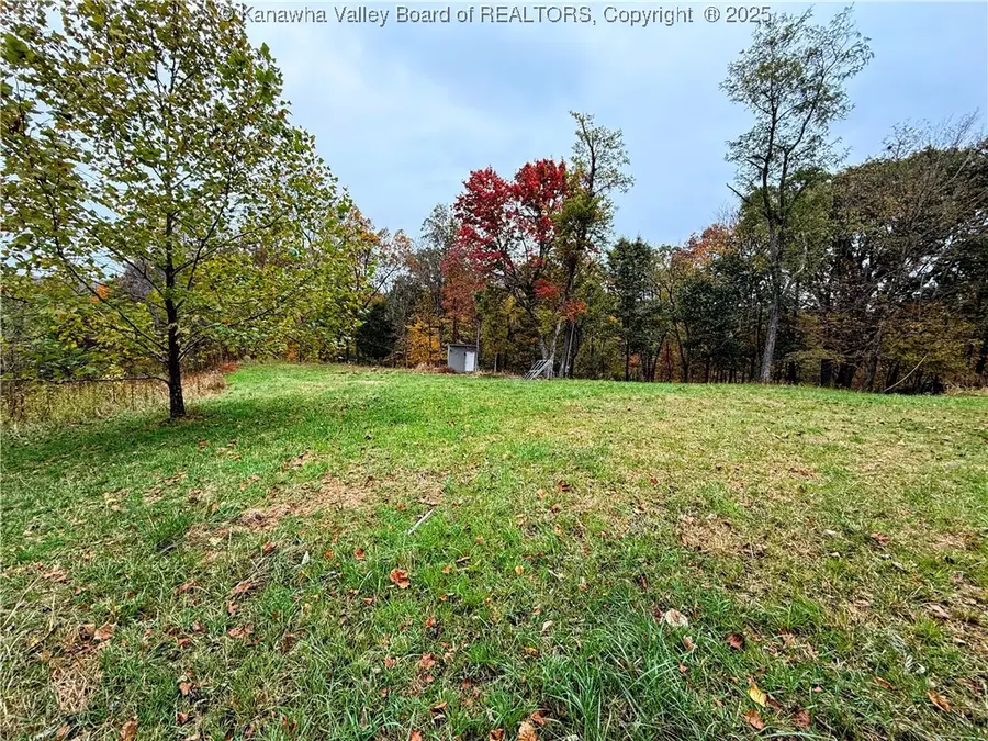 15374 Redmond Road, Gallipolis Ferry, WV 25515 - Image #3