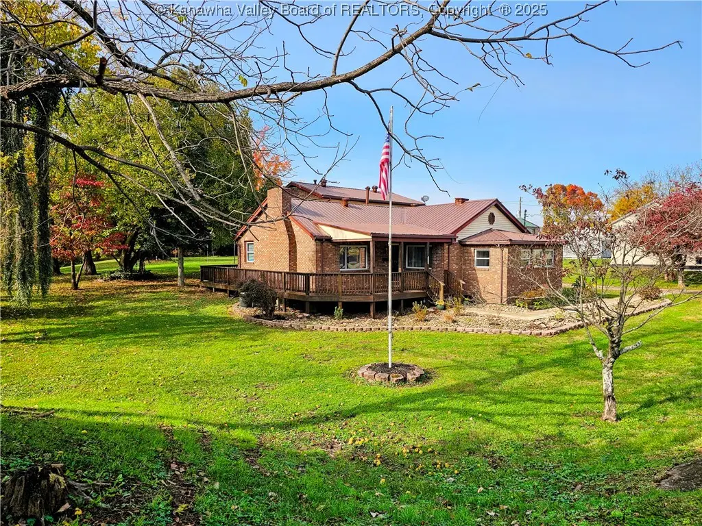 2211 Lincoln Avenue, Point Pleasant, WV 25550 - Image #1