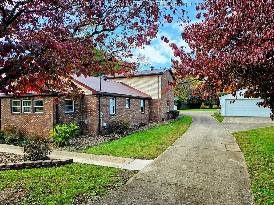 2211 Lincoln Avenue, Point Pleasant, WV 25550 - Image #3