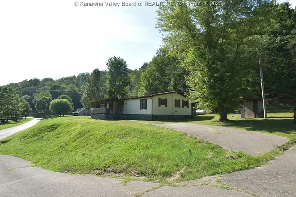 3701 N Grapevine, Sissonville, WV 25320