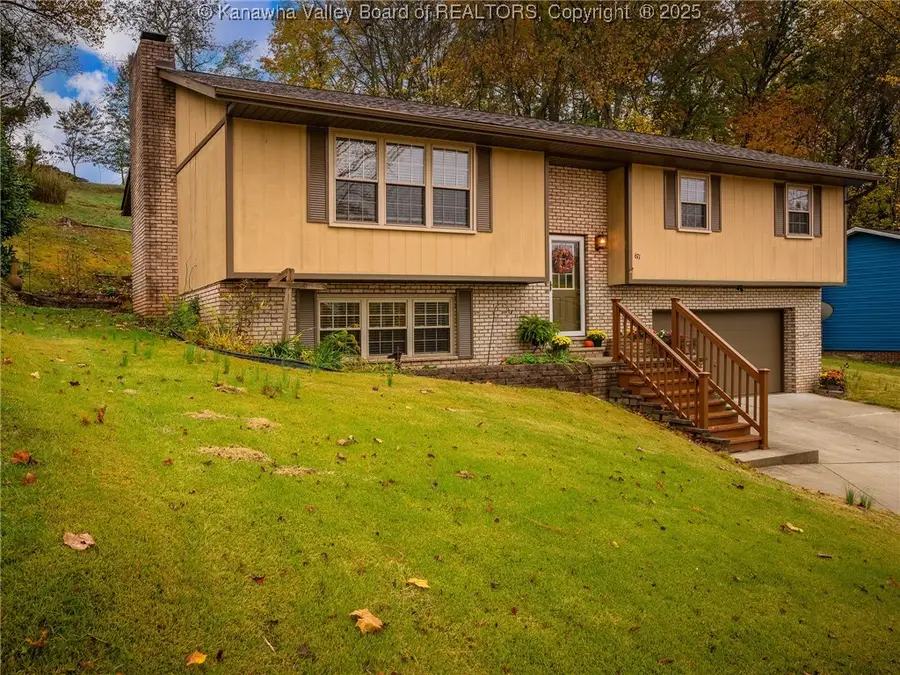671 Evergreen Circle, Poca, WV 25159 - Image #2