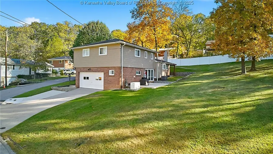 508 Spotwood Road, Charleston, WV 25303 - Image #2