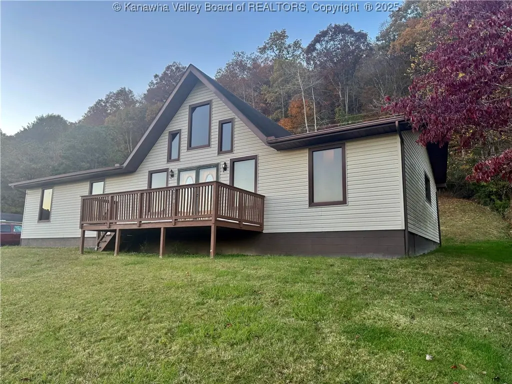 90 Dogwood Lane, Madison, WV 25130 - Image #1