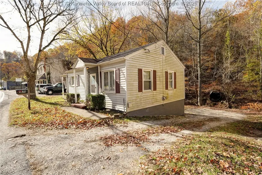 1616 Oakhurst Drive, Charleston, WV 25314 - Image #3
