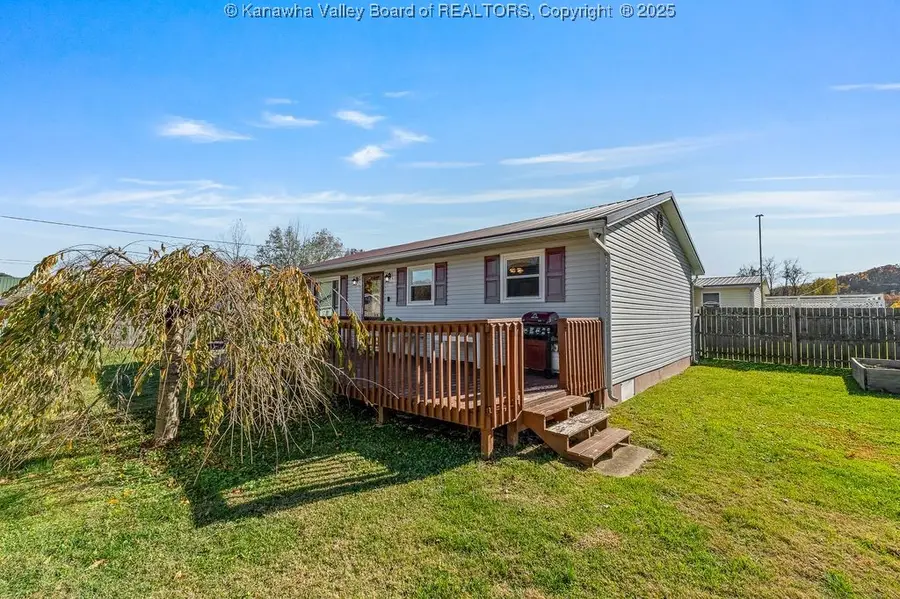 244-A Ivywood Street, Eleanor, WV 25070 - Image #2