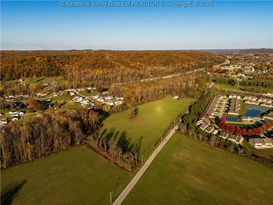 388 Kanawha Trail, Culloden, WV 25510 - Image #2