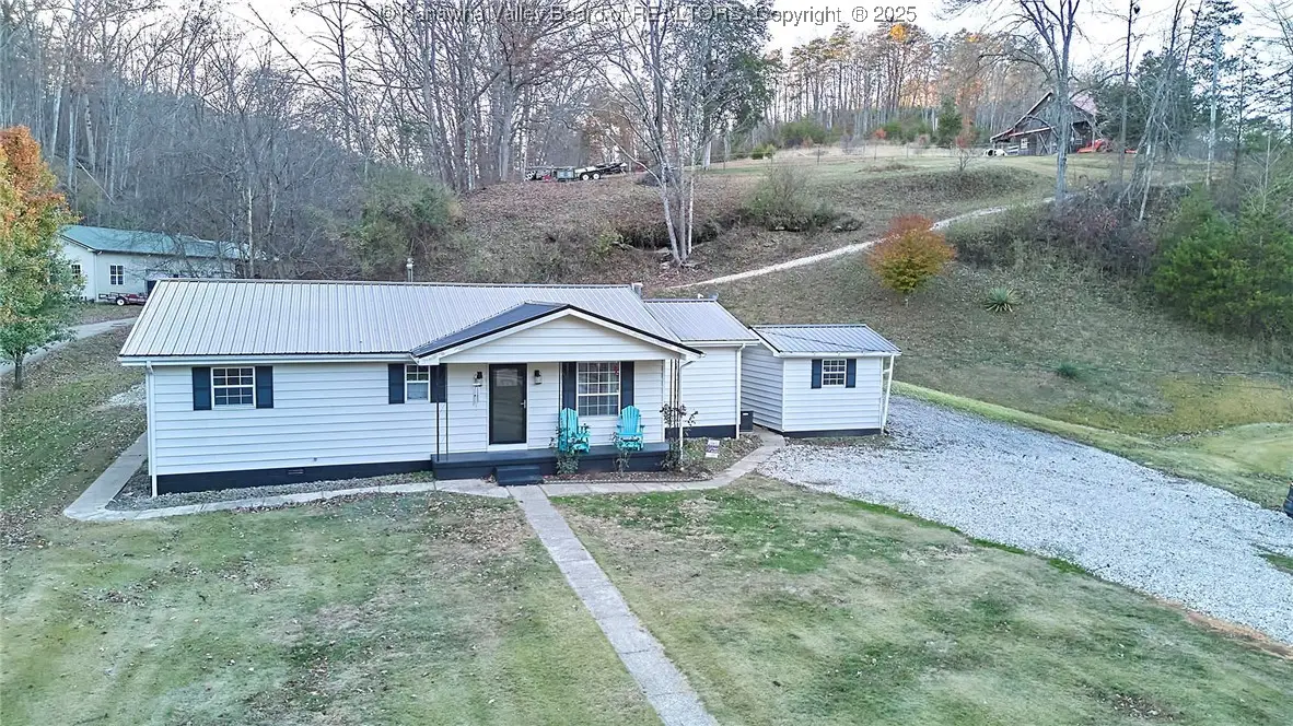 2049 Buff Creek Road, Hurricane, WV 25526 - Image #1