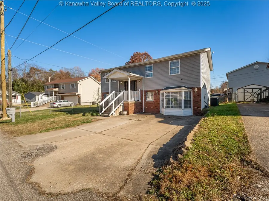 8 Cordoba Drive, Hurricane, WV 25526 - Image #2