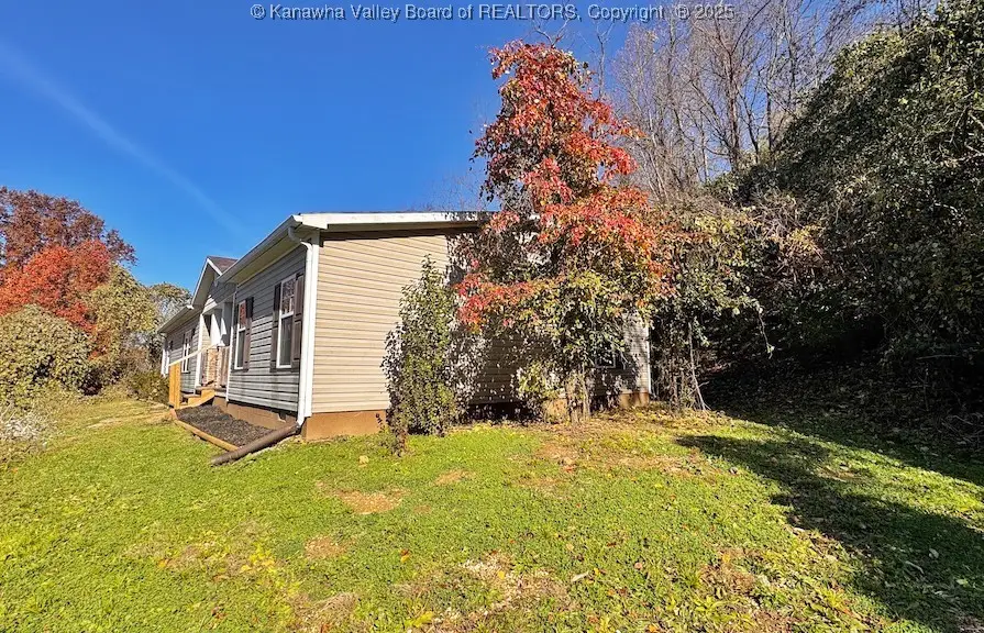 5173 Cherry Lawn Road, Huntington, WV 25705 - Image #2