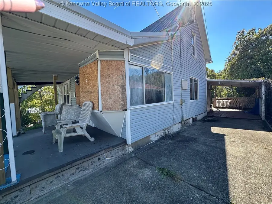 3962 39th Street E, Nitro, WV 25143 - Image #2