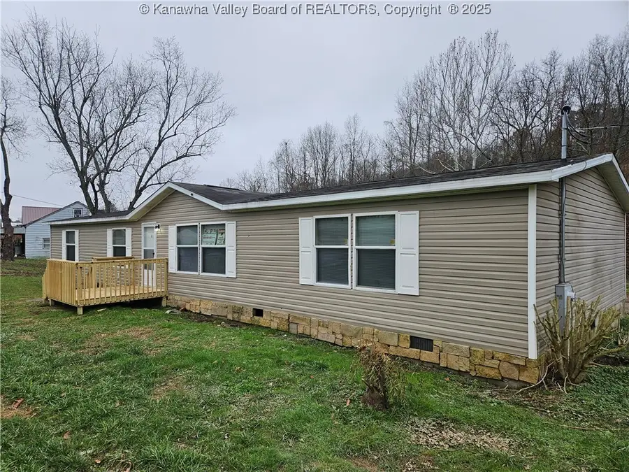 4452 Sandhill Road, Point Pleasant, WV 25550 - Image #2
