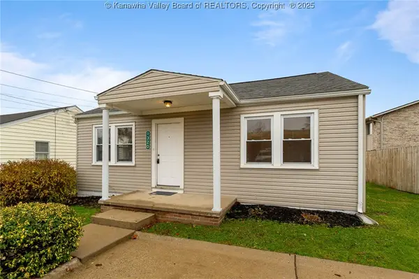 1320 East Pea Ridge Road, Huntington, WV 25705