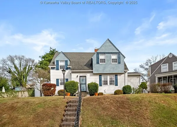 1203 Oakmont Road, Charleston, WV 25314