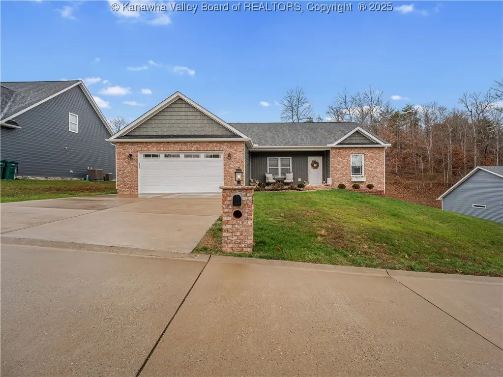 262 Castleknock Road, Winfield, WV 25213 - Image #1