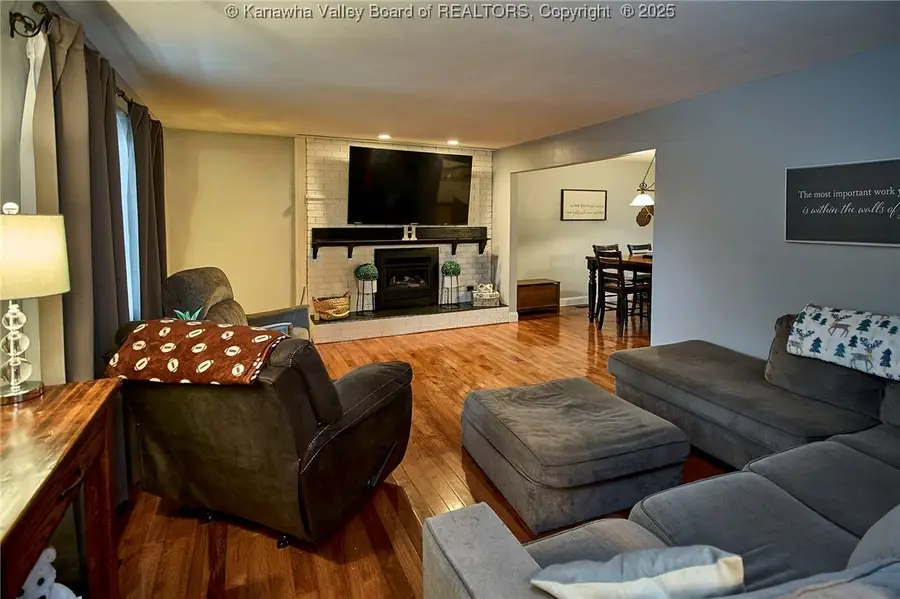 995 Hickory Mills Road, Hurricane, WV 25526 - Image #3