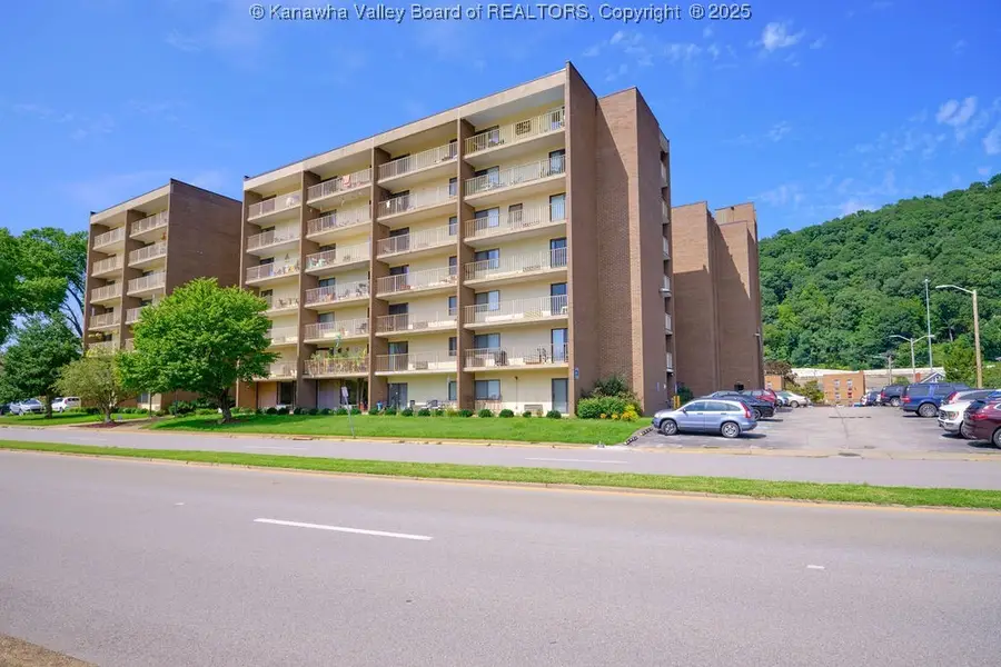 2106 Kanawha Boulevard #503, Charleston, WV 25311 - Image #2