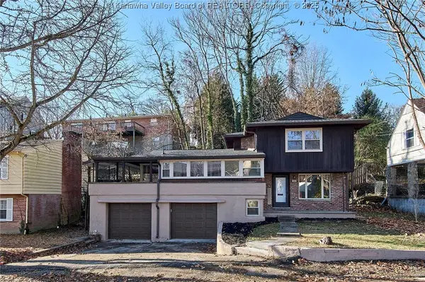 907 Valley Road, Charleston, WV 25302