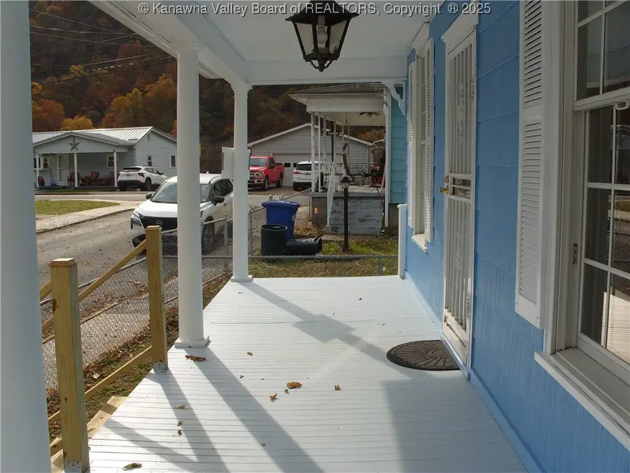 58 Spruce Street, Smithers, WV 25186 - Image #2