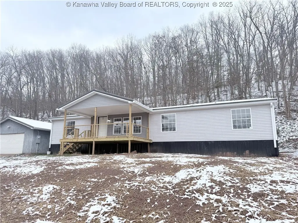 66 N Red Oak Drive, Cottageville, WV 25239 - Image #1