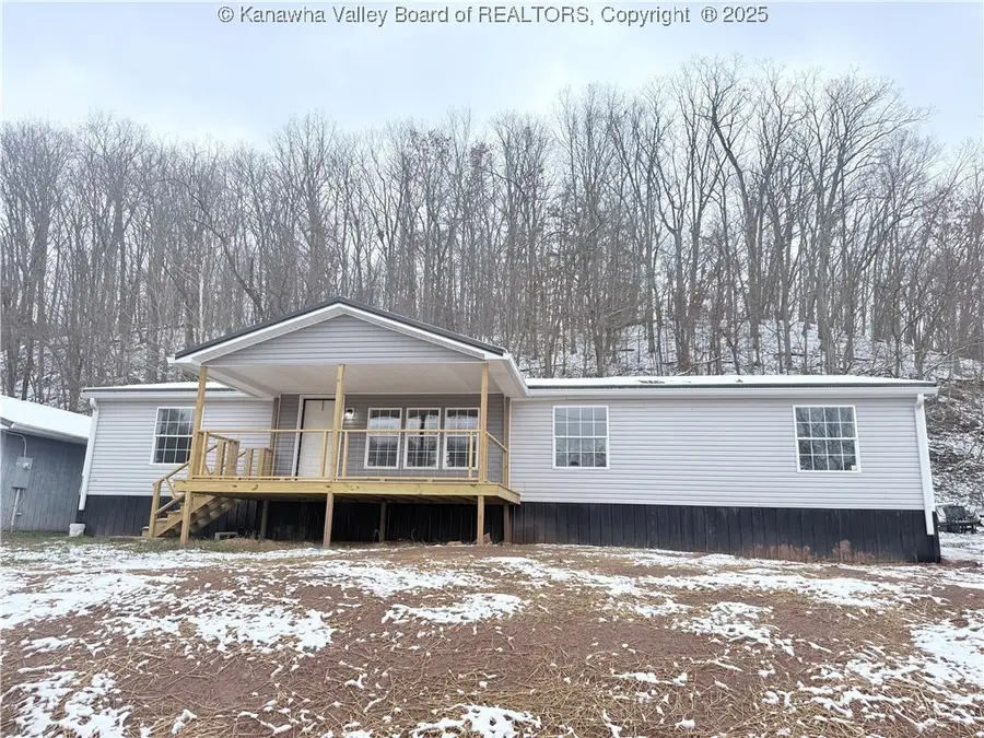 66 N Red Oak Drive, Cottageville, WV 25239 - Image #2