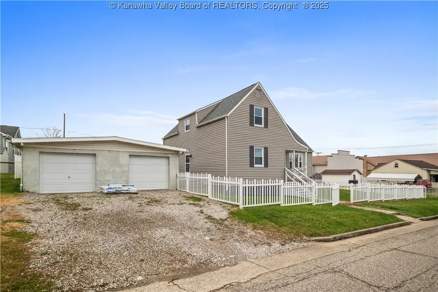 1628 16th Street, Nitro, WV 25143 - Image #3