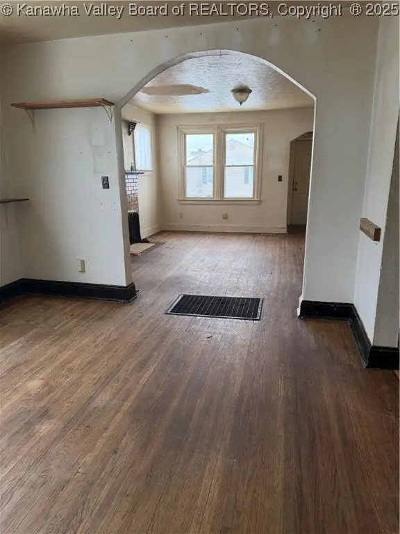 2227 Kanawha Terrace, Saint Albans, WV 25177 - Image #3