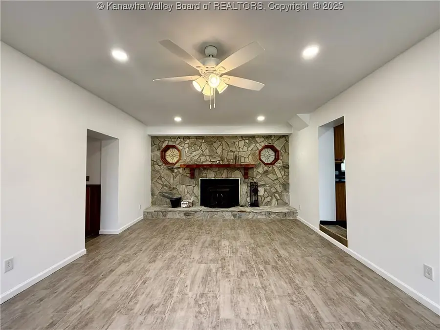 82 Williamton Grove Drive, Elkview, WV 25071 - Image #3