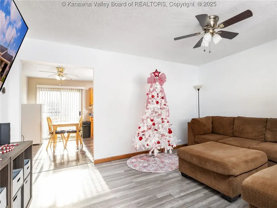 108 Russell Court, Culloden, WV 25510 - Image #3