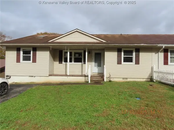 102 Michael Drive, Elkview, WV 25071