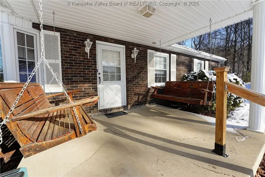 2677 Bills Creek Road, Winfield, WV 25213 - Image #3