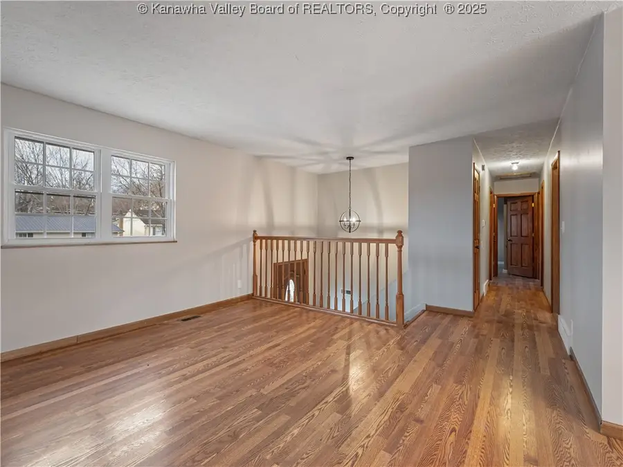 5222 Kel Dawn Circle, Cross Lanes, WV 25313 - Image #2