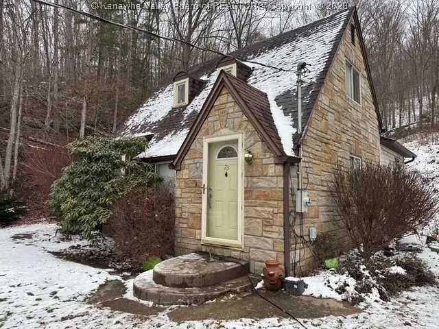 23 Friendly Drive, Alum Creek, WV 25003 - Image #1