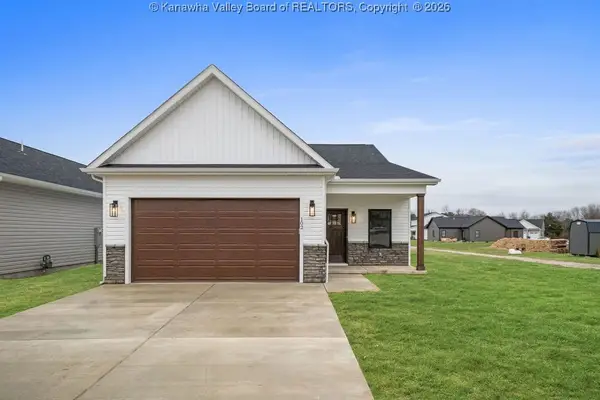 102 Ruffner Circle, Fraziers Bottom, WV 25082