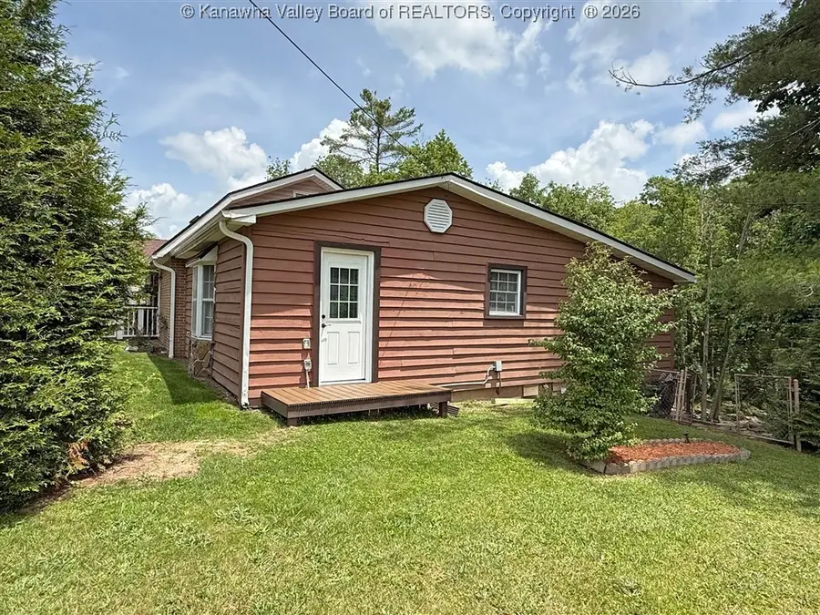 960 Grandview Road, Daniels, WV 25832 - Image #3