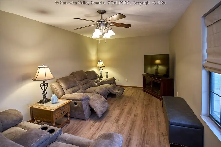 104 Rimrock Drive, Eleanor, WV 25070 - Image #2