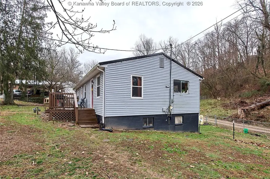 104 Woodland Drive, Nitro, WV 25143 - Image #2