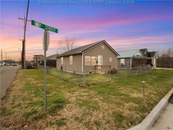 1210 12th Street, Nitro, WV 25143