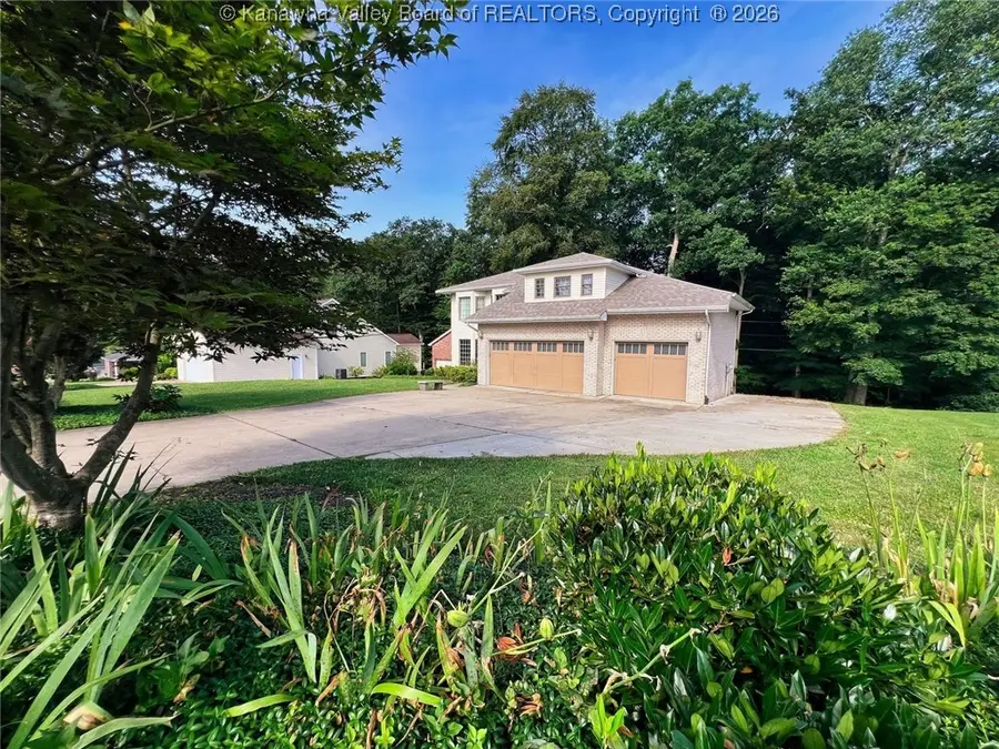 13 Cottonwood Drive, Elkview, WV 25071 - Image #2