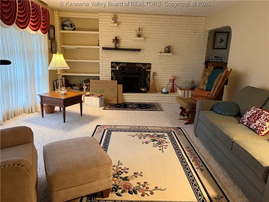 709 S Ritchie Avenue, Ravenswood, WV 26164 - Image #2