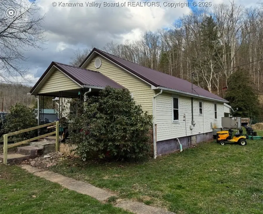 2576 Browns Creek, Saint Albans, WV 25177 - Image #3