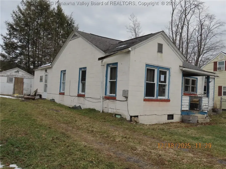 139 Young Street, Rupert, WV 25984 - Image #3