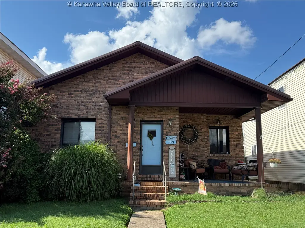 1024 West Virginia Avenue, Dunbar, WV 25064 - Image #1