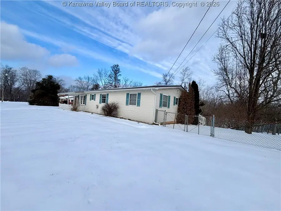 314 Prospect Drive, Cottageville, WV 25239 - Image #3