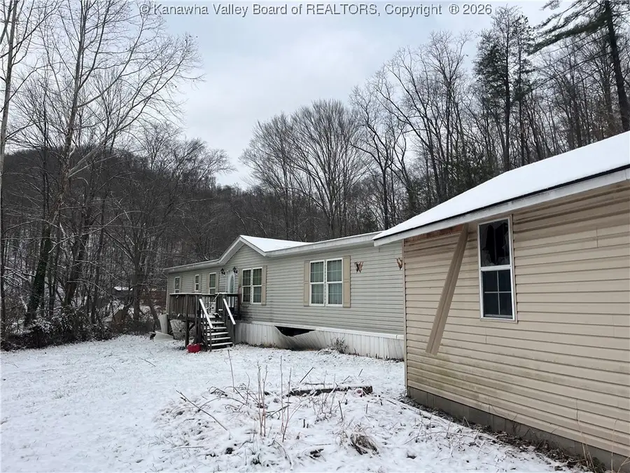 161 Gable Lane, Racine, WV 25165 - Image #3