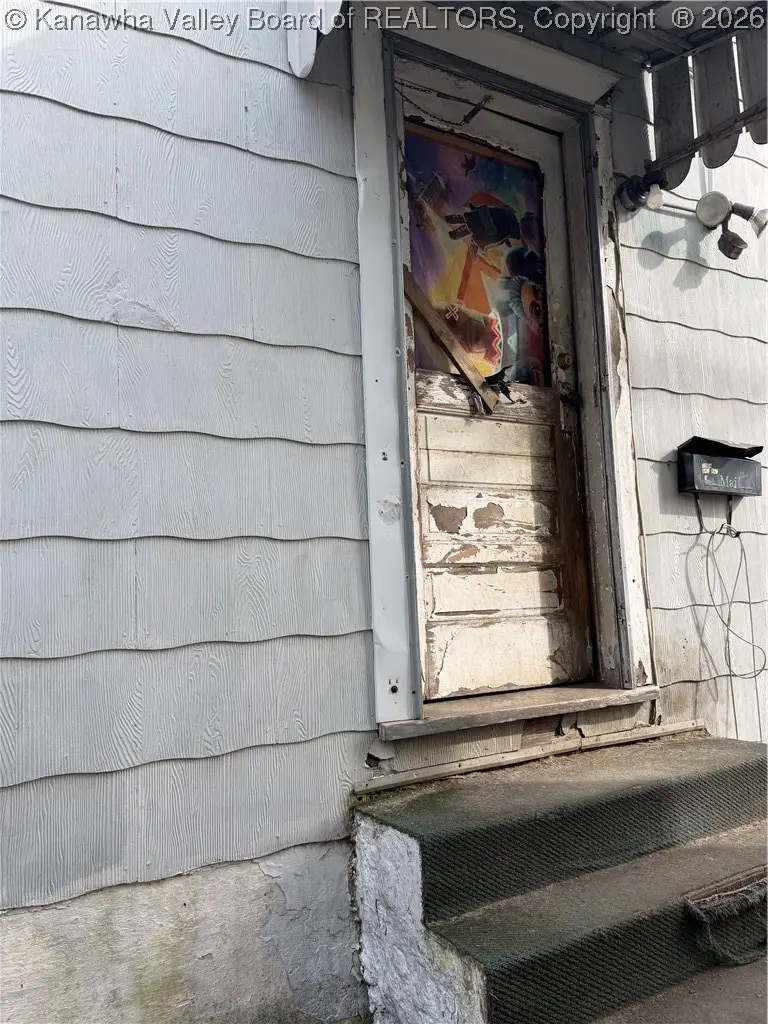 1706 Orchard Avenue, Belle, WV 25015 - Image #3