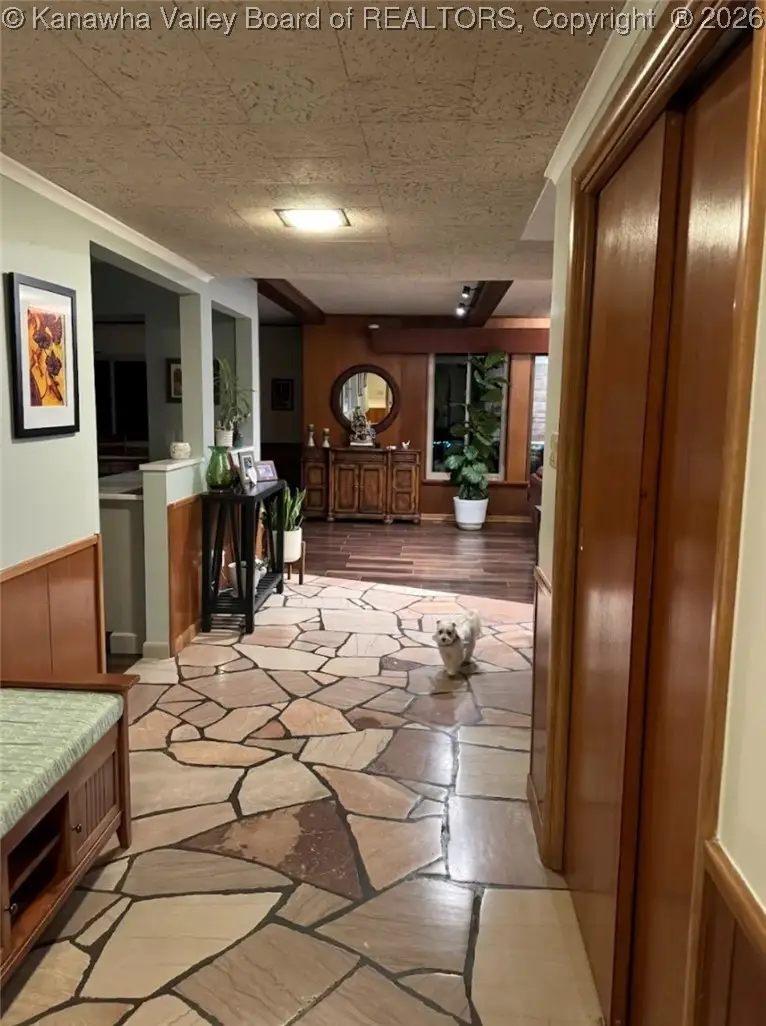 2307 Fairfax Road, South Charleston, WV 25303 - #2